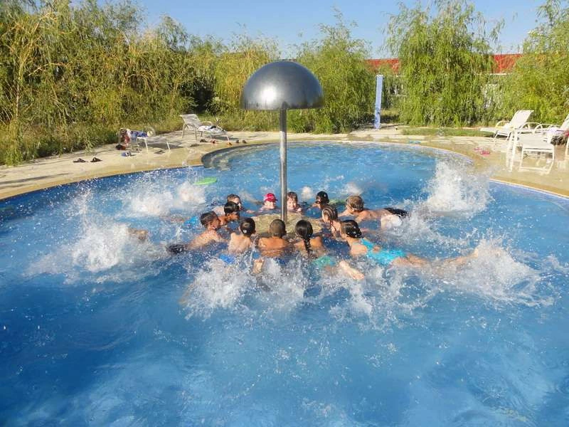 Комната в лагере Gorki Island